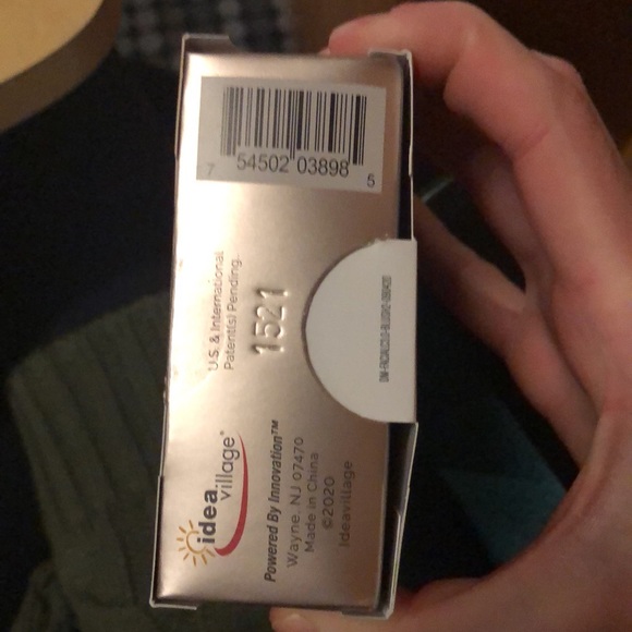 Brand new! Finishing Touch FLAWLESS facial hair remover gold plated - Picture 8 of 8